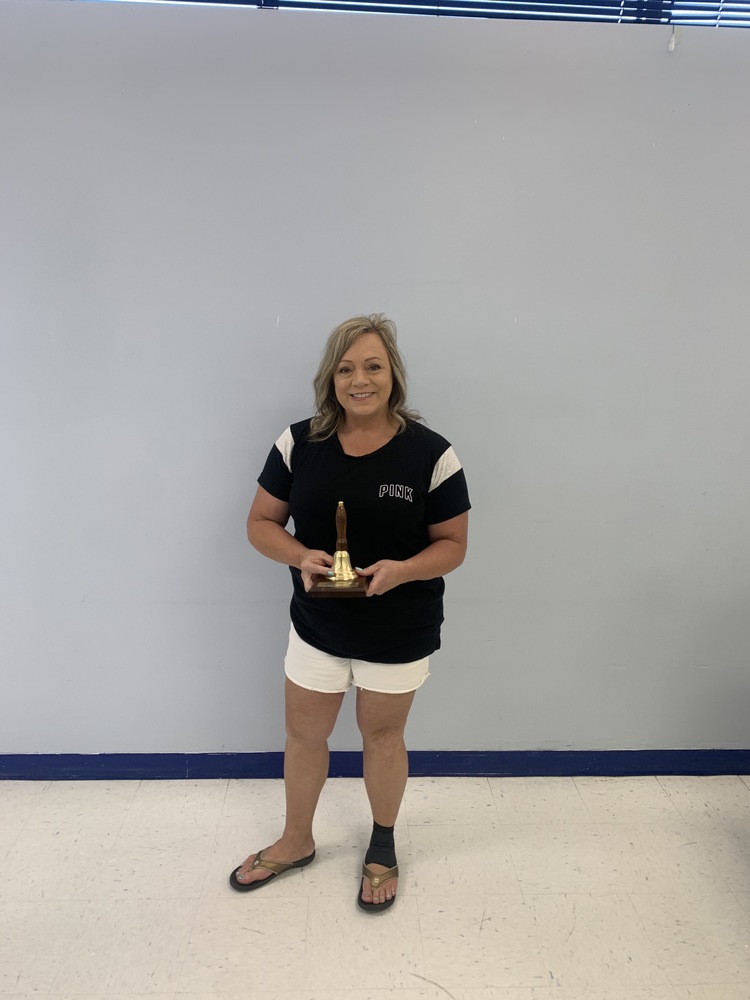 Mrs. Ewoldt retires